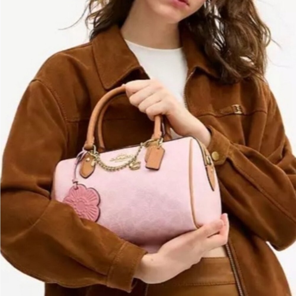 🌛Coach Medium Rowan Satchel In Signature Canvas Powder Pink With Charms - Picture 9 of 11